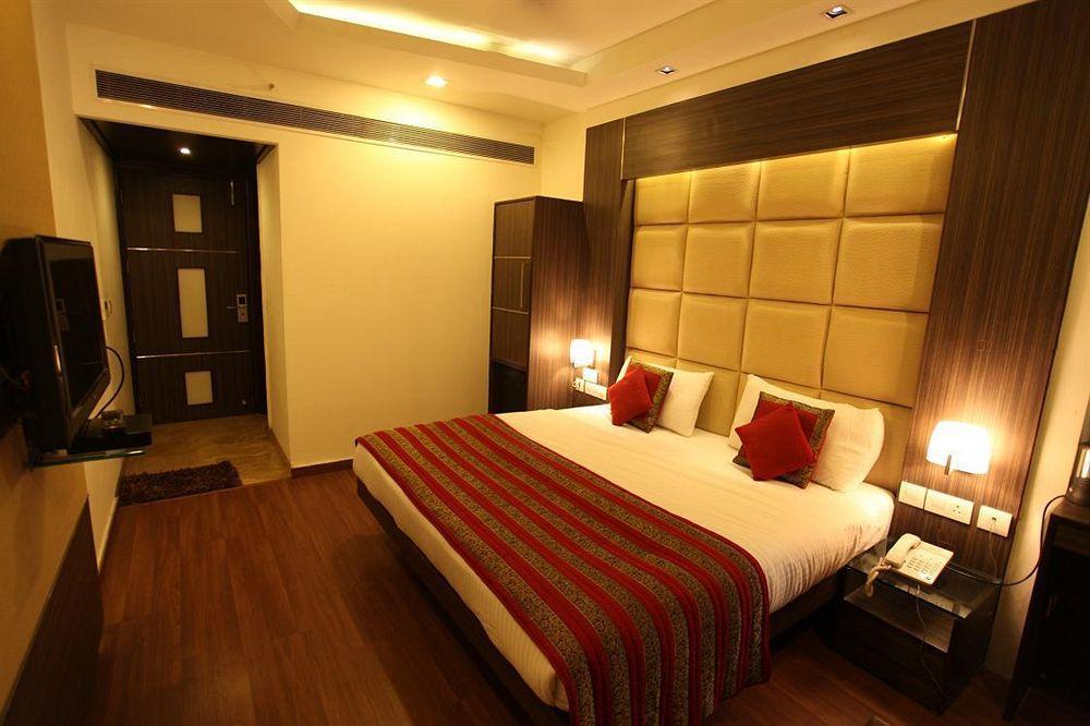The Prime Balaji Deluxe At New Delhi Railway Station - Free Airport Pickup Nova Deli Exterior foto