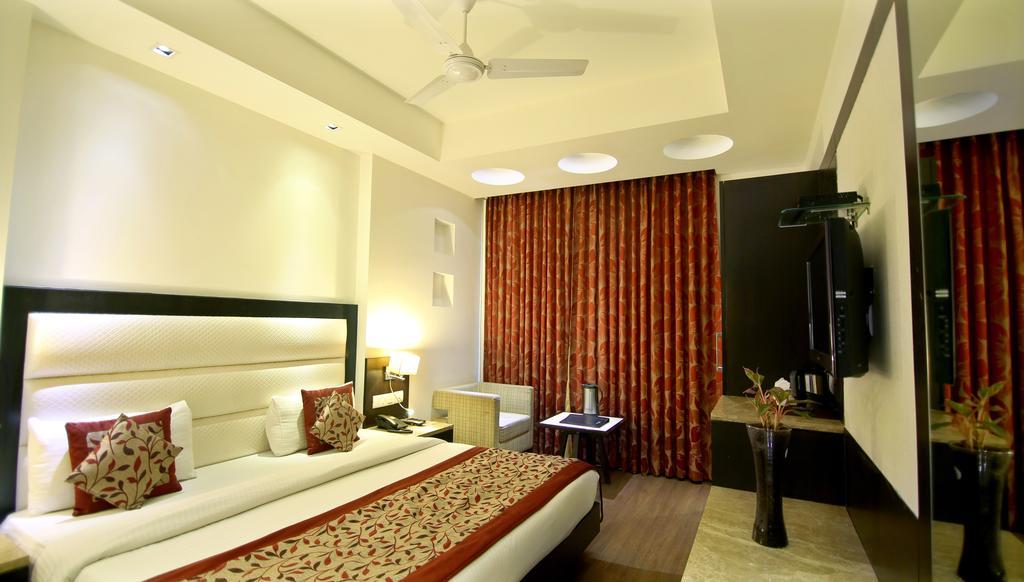 The Prime Balaji Deluxe At New Delhi Railway Station - Free Airport Pickup Nova Deli Quarto foto