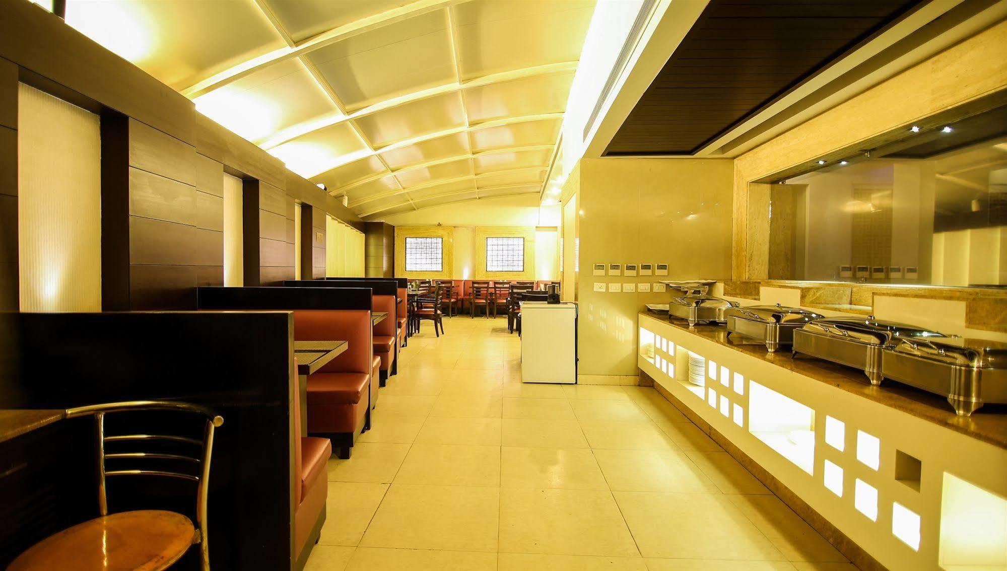 The Prime Balaji Deluxe At New Delhi Railway Station - Free Airport Pickup Nova Deli Exterior foto