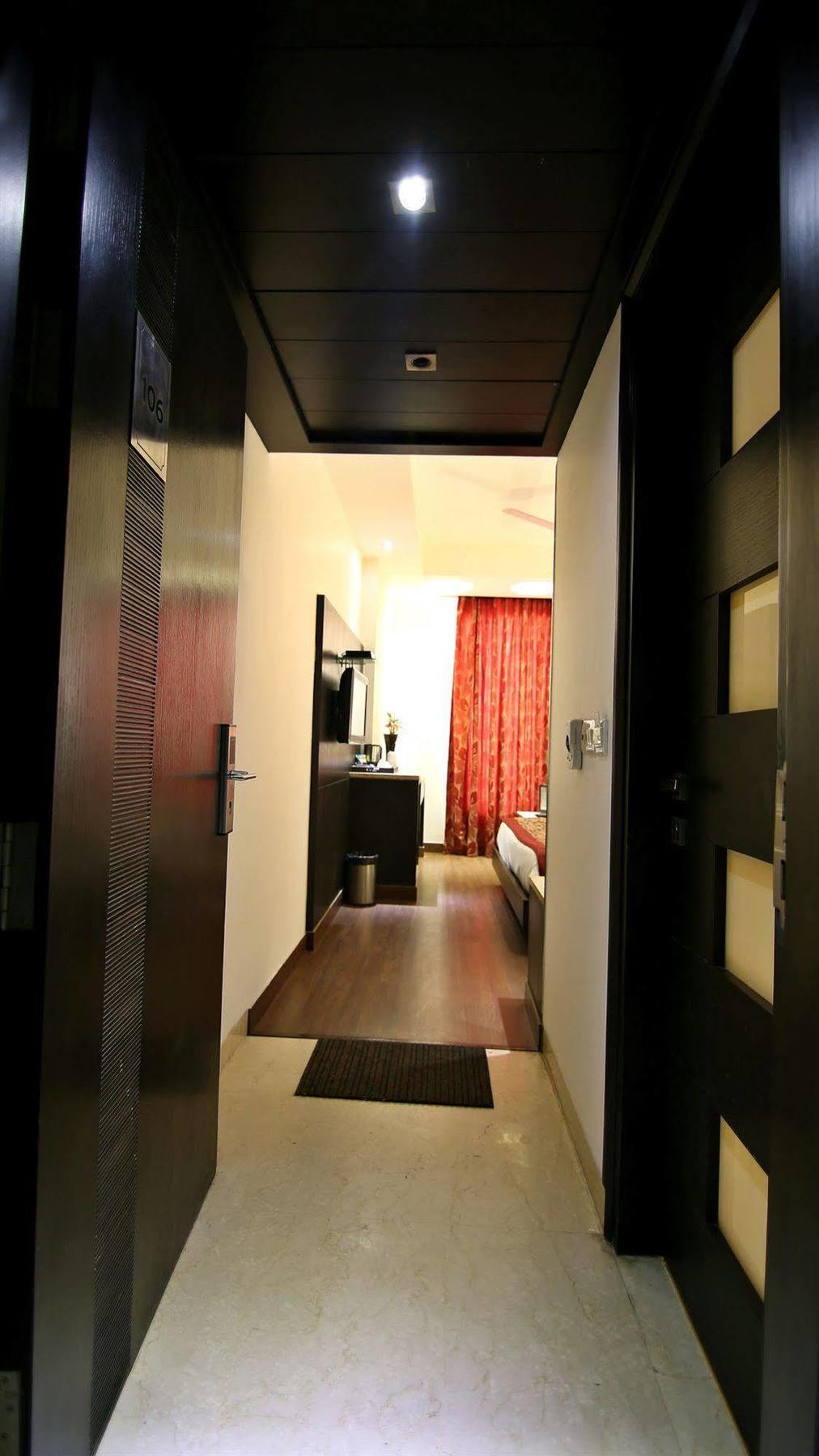 The Prime Balaji Deluxe At New Delhi Railway Station - Free Airport Pickup Nova Deli Exterior foto