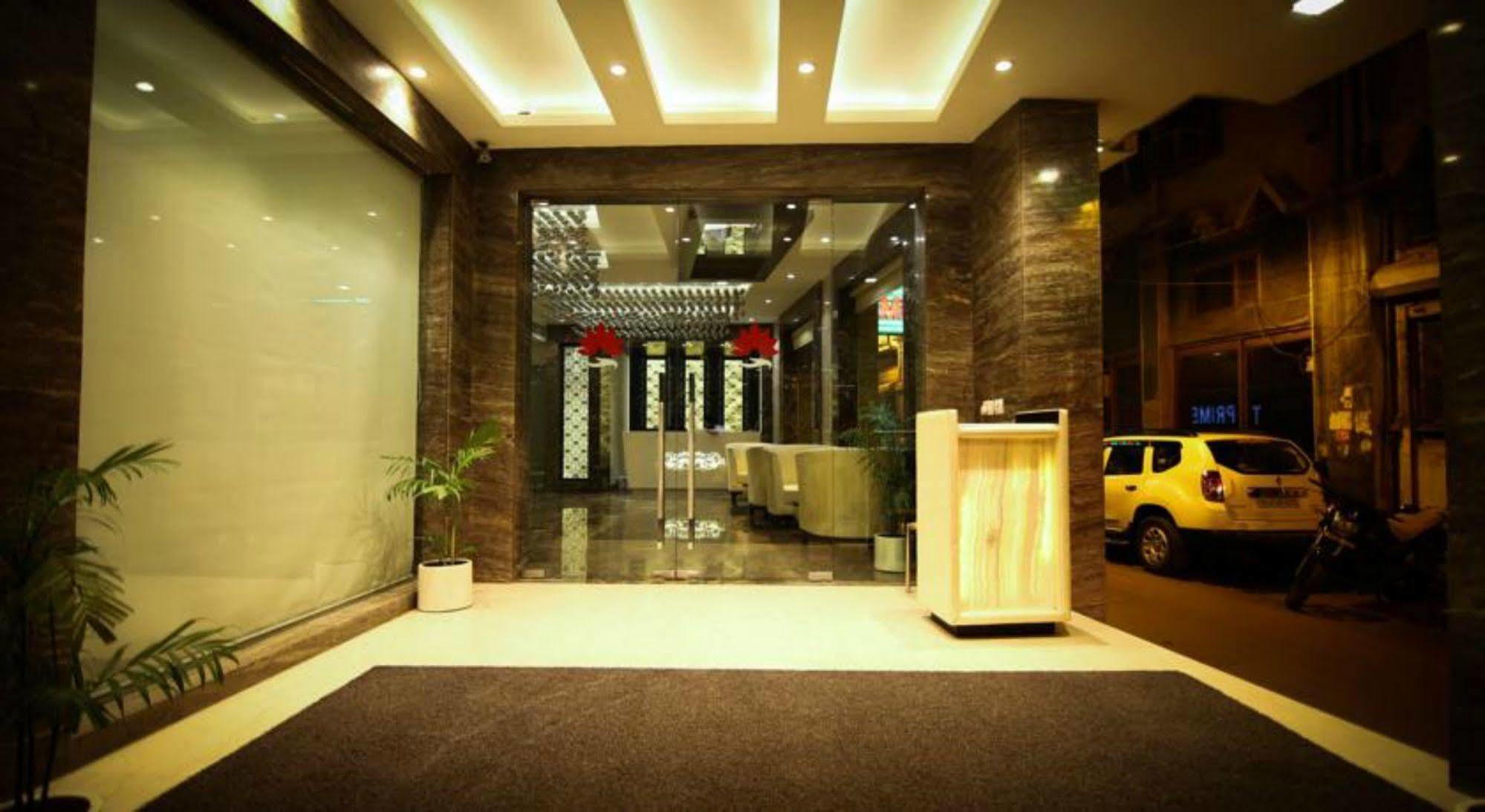 The Prime Balaji Deluxe At New Delhi Railway Station - Free Airport Pickup Nova Deli Exterior foto
